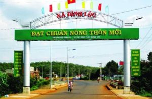 Diện tích 2600m2 , có nhà cấp 4. Đường bê tông 5m thông 2 nhựa chính. Xe hơi, xe tải thoải mái . 